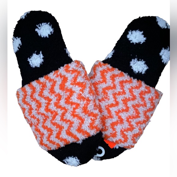 World’s Softest Socks Open Toe Slippers (2 for $20) - Picture 3 of 5